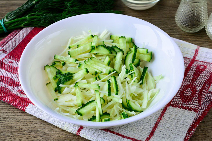 Salad "Proletarian" - a delicious dish of the simplest products