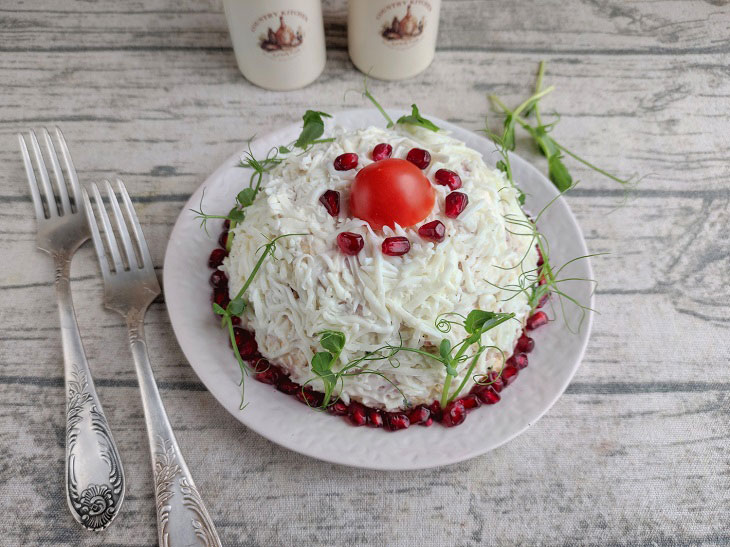 Salad "Women's coquetry" - beautiful and elegant