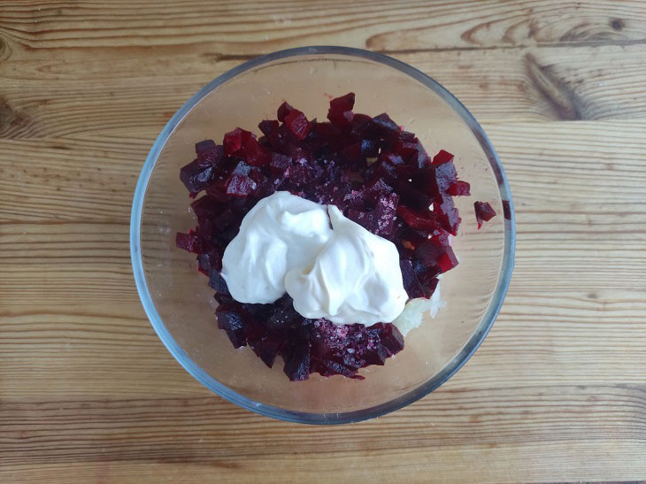 Christmas herring salad - elegant and solemn