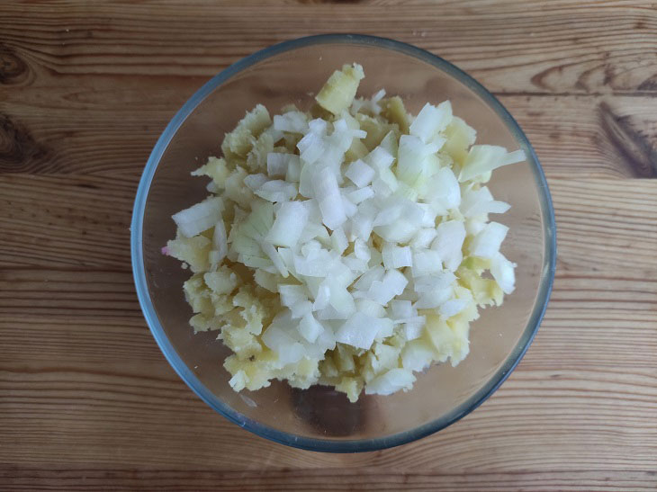 Christmas herring salad - elegant and solemn