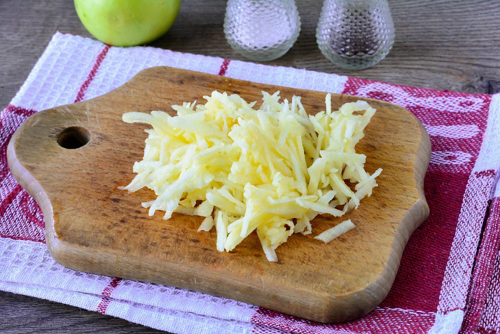 Salad "Peacock" - juicy, tender and tasty