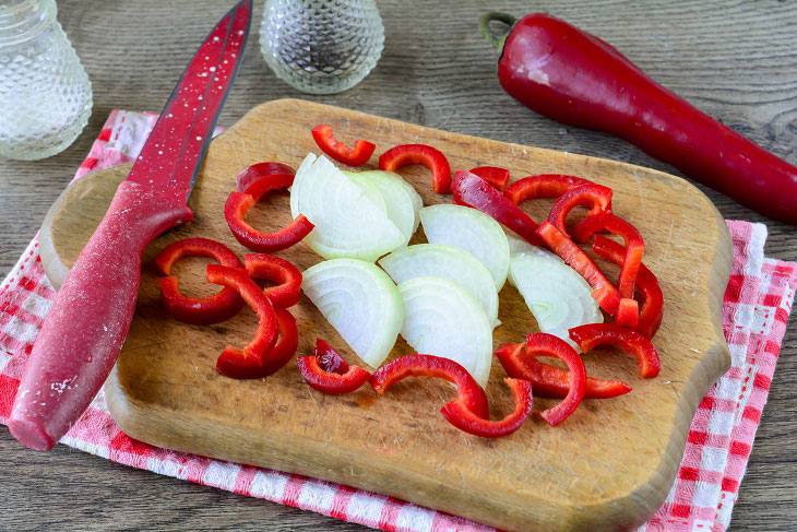 Salad "Dragon" - original and spicy