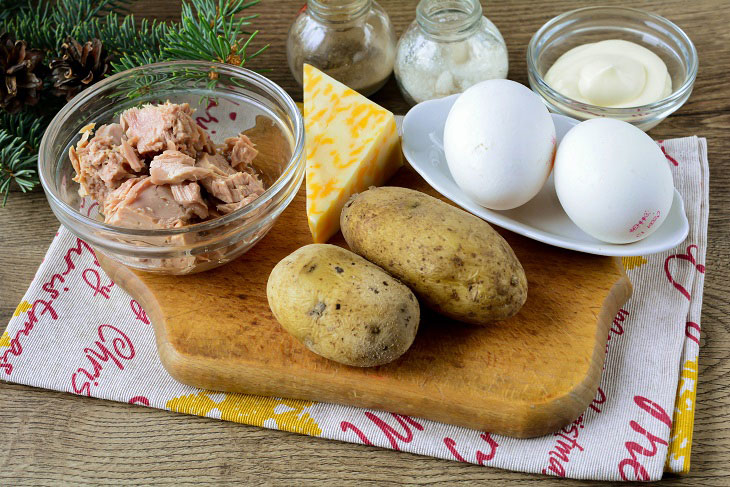 Salad "Mimosa" with tuna - delicious and festive