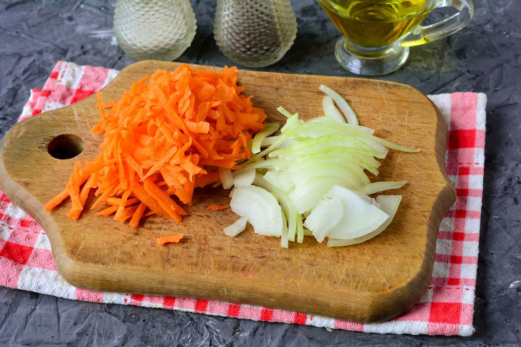 New Year's salad "White Night" - beautiful and very tasty