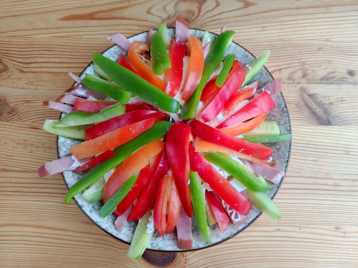 Salad "Fireworks" - bright, festive and atmospheric