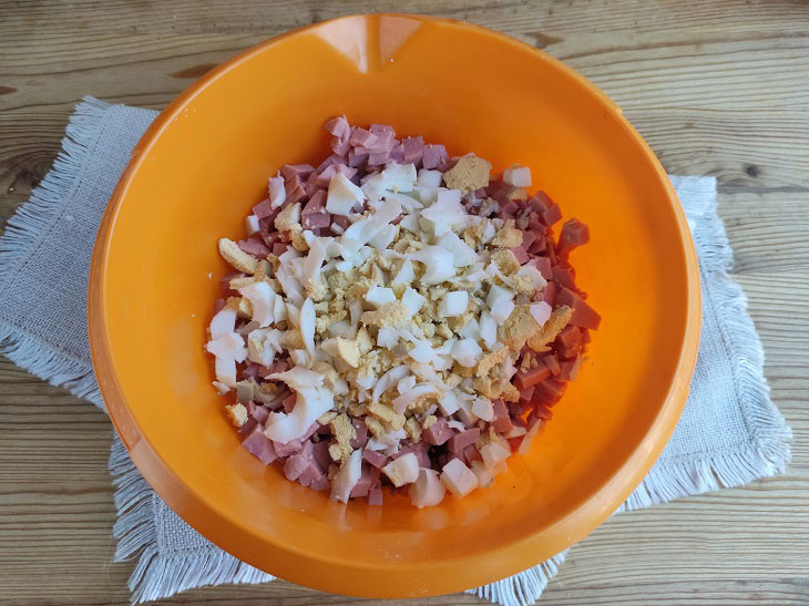 Salad "Tiger" on the New Year's table - festive and tasty