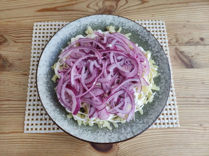 New Year's salad "Snowdrifts" - original and unusual