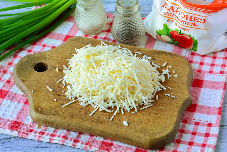 Layered salad "Samarkand" - a hearty and tasty dish