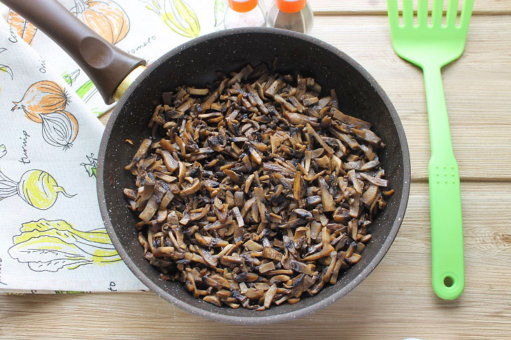 Salad "Mushroom" - festive and tasty