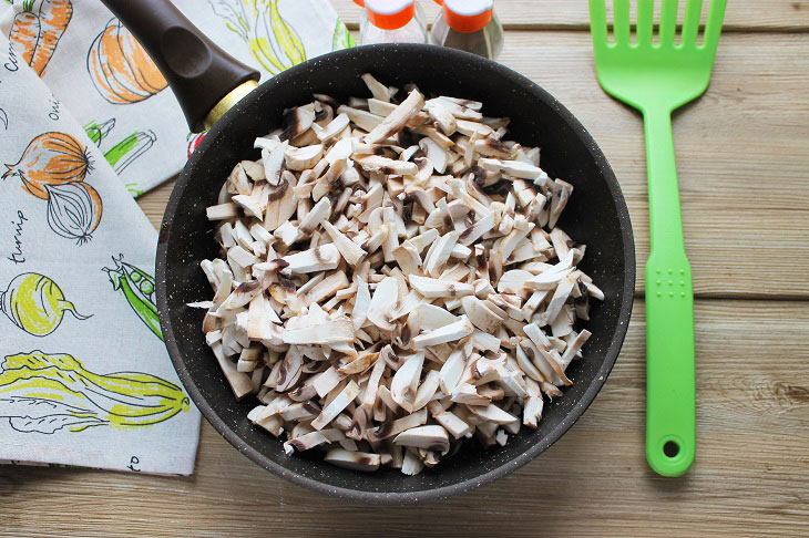 Salad "Mushroom" - festive and tasty