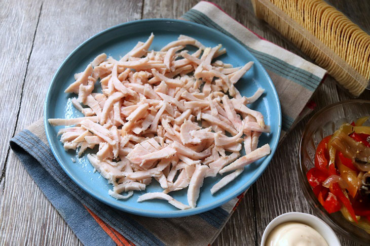 Salad "Chrysanthemum" - simple, satisfying and original