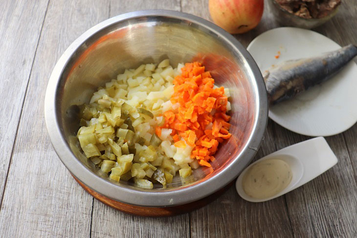 Salad "Latvian" - original and tasty