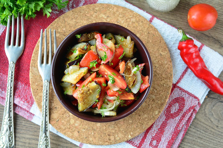 Armenian eggplant salad - spicy and tasty