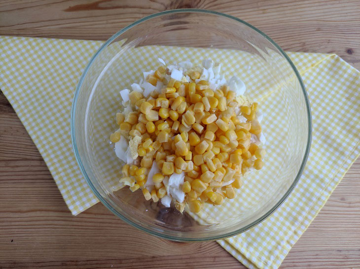 Salad "Corn" - beautiful and appetizing