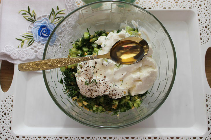 Salad "Snezhanka" - a famous dish of Bulgarian cuisine