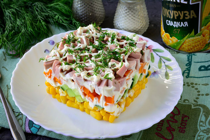 Layered salad "Through the Looking Glass" - easy to prepare and very tasty