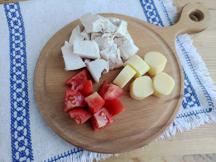 Caesar salad on skewers - a popular dish with an unusual serving