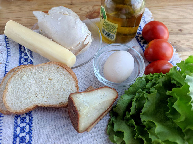 Caesar salad on skewers - a popular dish with an unusual serving