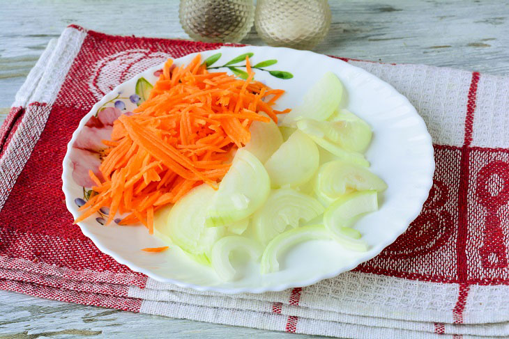 Salad "Champignons in Korean" - delicious and original