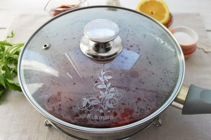 Lenten borscht with mushrooms - a special aroma and delicious taste