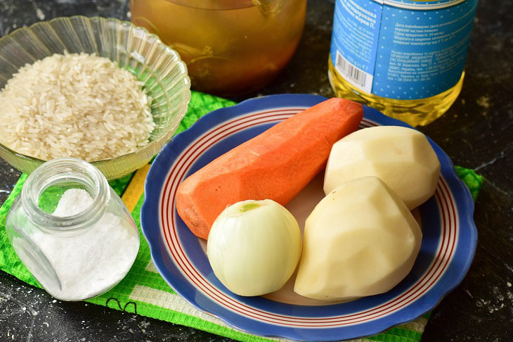 Lean pickle with rice - fragrant and tasty