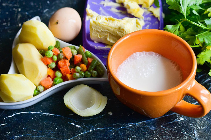 Ukrainian potato soup - delicious instant vegetable broth