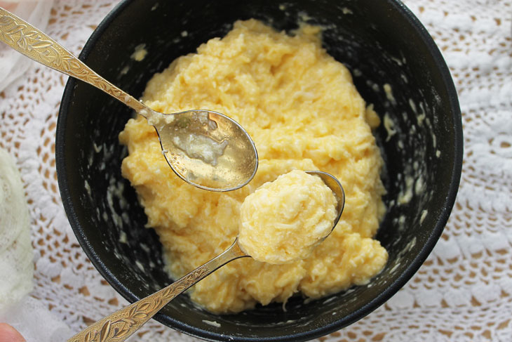 Soup with cheese dumplings - a hearty and tasty first course from simple products