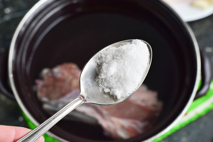 Soup with garlic dumplings - fragrant and appetizing