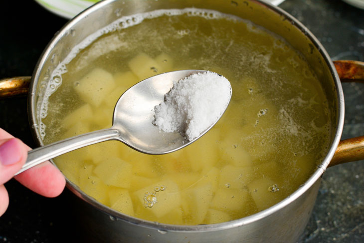 Delicious and hearty potato soup with dumplings - just what you need after the holidays