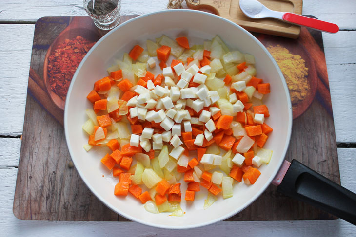 Winter soup puree "Turnip" - a great lunch in the cold season