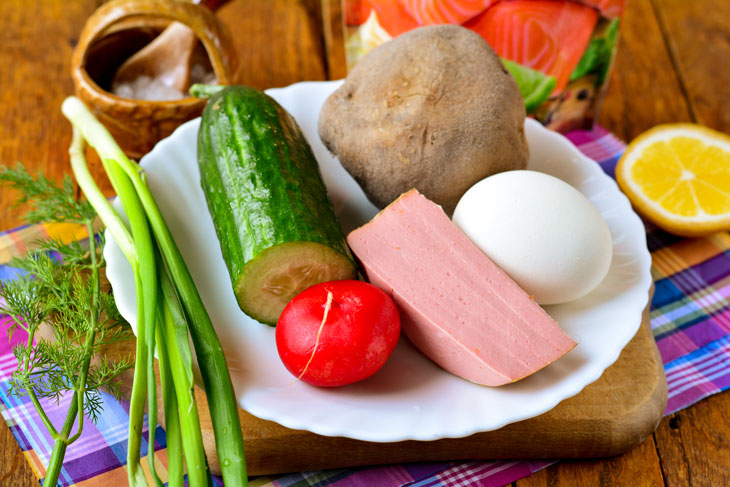 Okroshka on the water with mayonnaise and lemon juice - a great cold soup for the summer