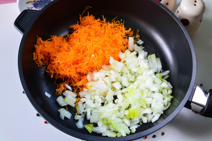 How to cook a delicious cabbage - step by step recipe with photos