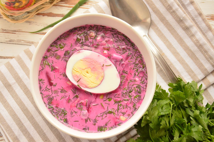 Cold "Beetroot" - a simple and refreshing soup for the summer