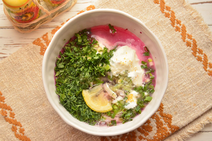 Cold "Beetroot" - a simple and refreshing soup for the summer