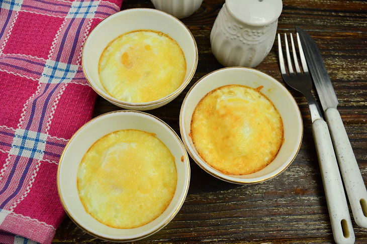 Oven mini scrambled eggs - a quick and easy breakfast dish