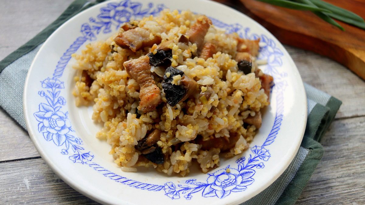 Porridge with millet and mushrooms – nutritious and aromatic