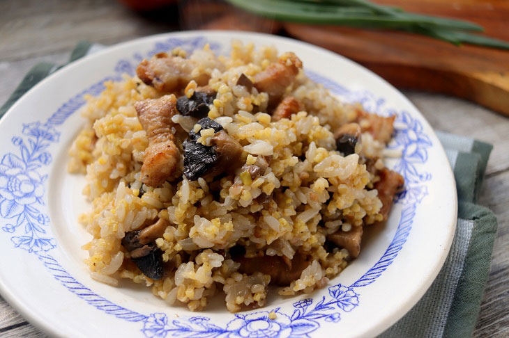 Porridge with millet and mushrooms - nutritious and aromatic