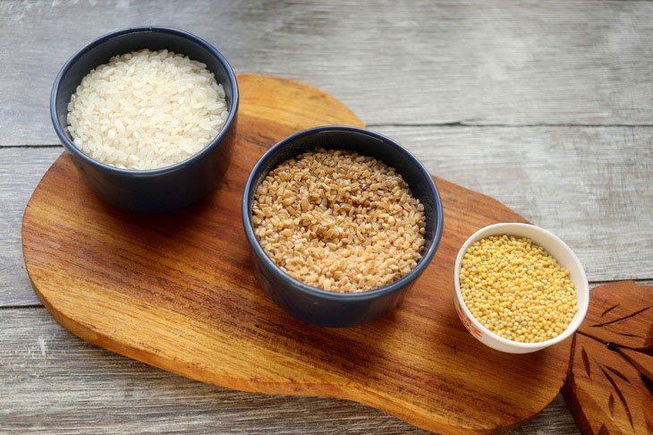 Porridge with millet and mushrooms - nutritious and aromatic