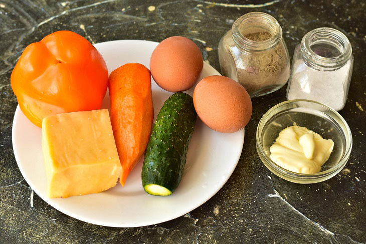 Salad "Workdays" - a quick recipe from available products