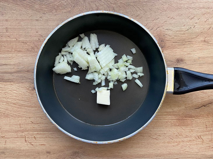 Soup "Julien" with mushrooms - a delicious dish with benefits for the figure