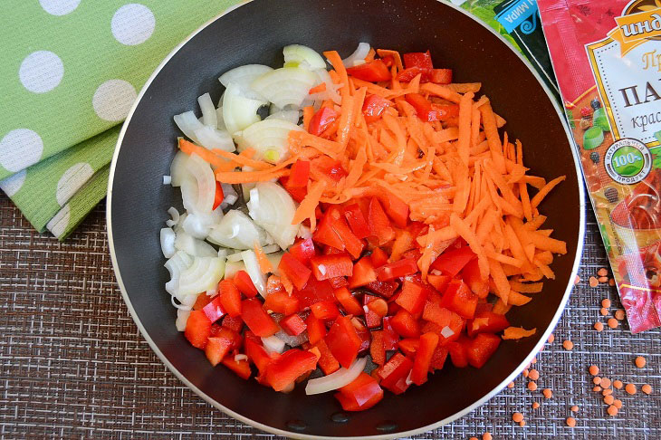 Italian lentil soup - thick, hearty and flavorful