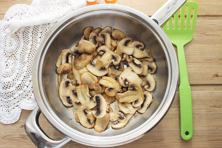 Mushroom solyanka - a simple, tasty and satisfying dish