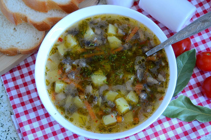 Fragrant mushroom soup - appetizing, tender and low-calorie