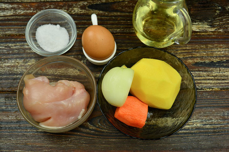 Chicken soup with egg - an interesting first dish in a hurry