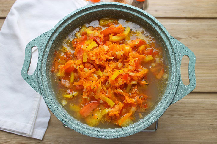 Bulgarian soup "Bob Chorba" - hearty and tasty