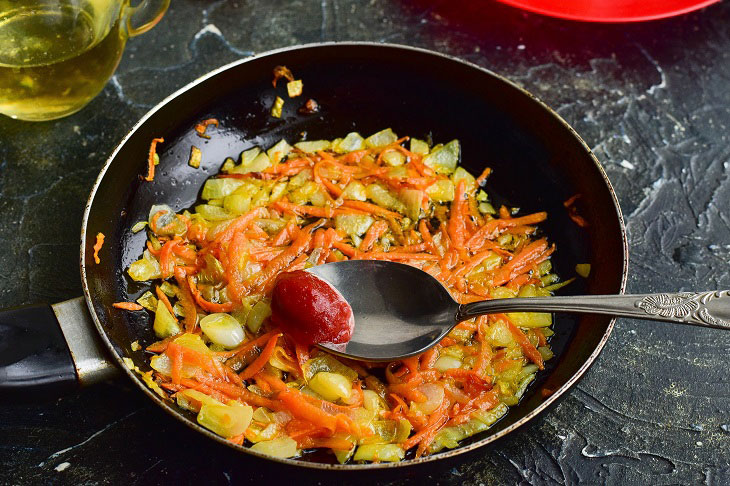 Cossack soup with noodles - hearty and fragrant