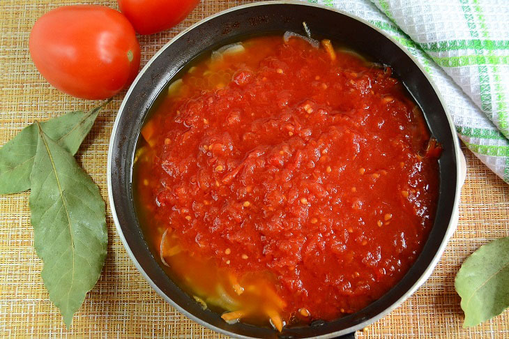 Borsch "Rostovsky" on pork ribs - fragrant and rich