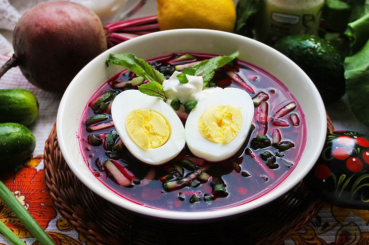 Cold beetroot with ham - a delicious summer soup