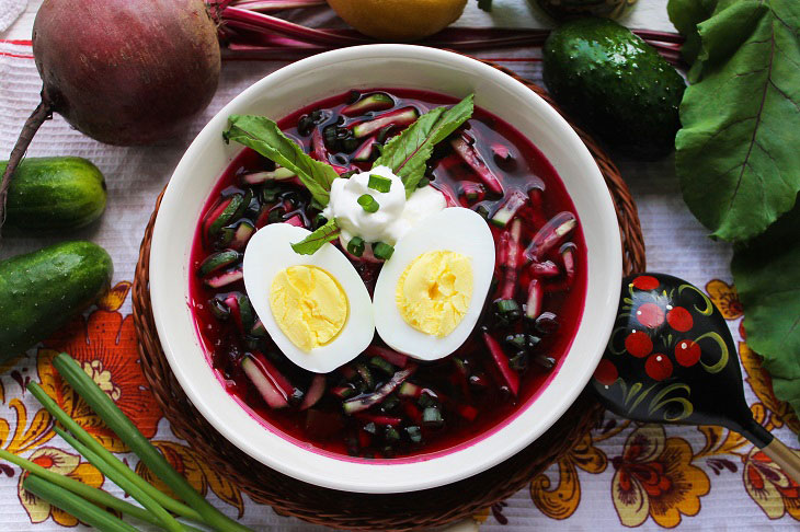Cold beetroot with ham - a delicious summer soup