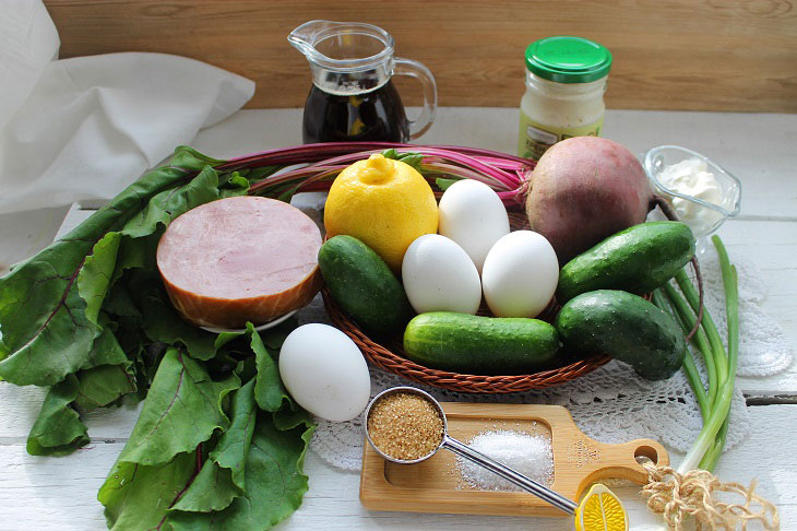 Cold beetroot with ham - a delicious summer soup